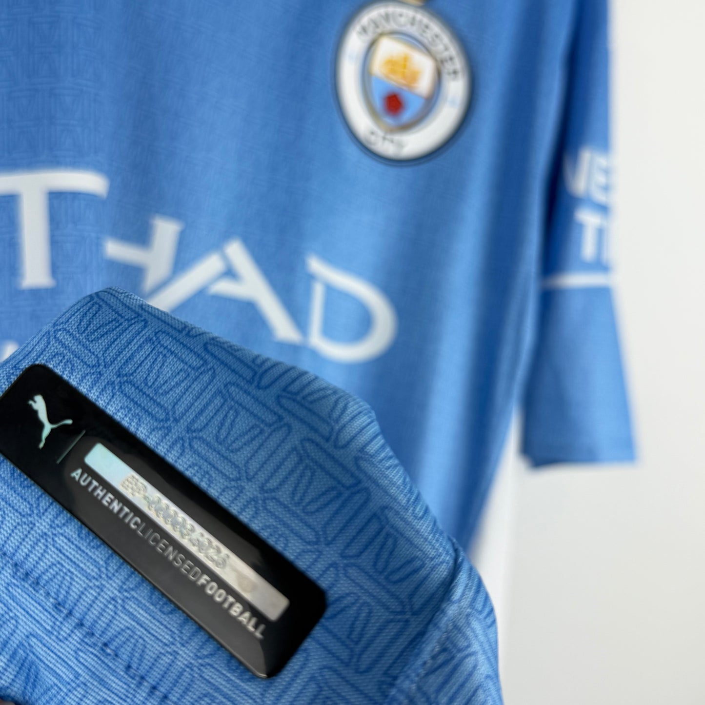MANCHESTER CITY 2021-2022 *NEUF AVEC ÉTIQUETTE* - XL