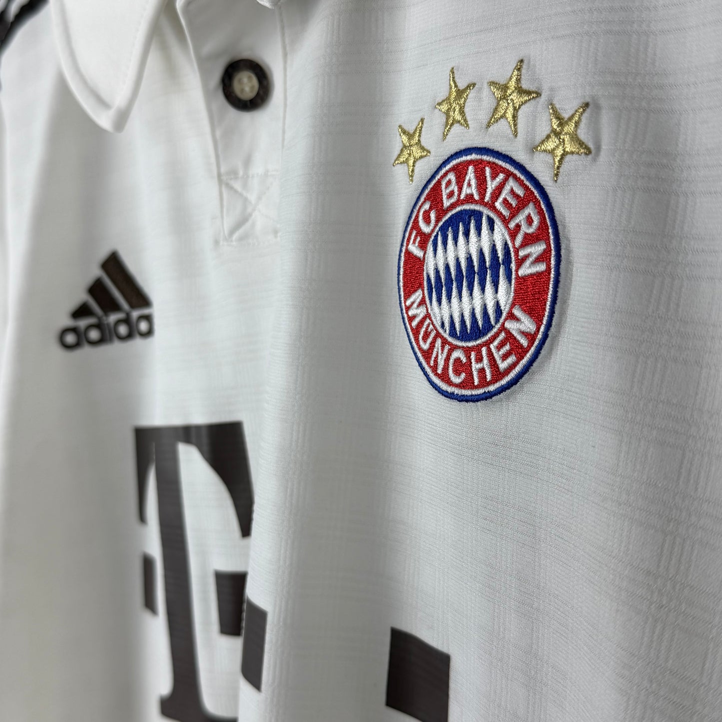 BAYERN MUNICH EXTÉRIEUR 2013-2014 "ÉDITION FESTIVAL D'OCTOBRE"
